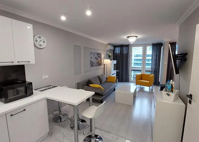 Elegancki W Sercu Warszawy